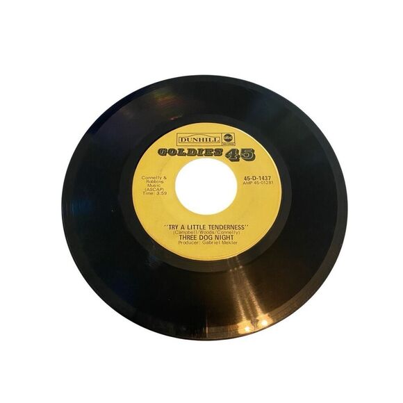 Three Dog Night Try A Little Tenderness 45 RPM Goldies 45 Dunhill D1437 Vintage - Picture 1 of 4
